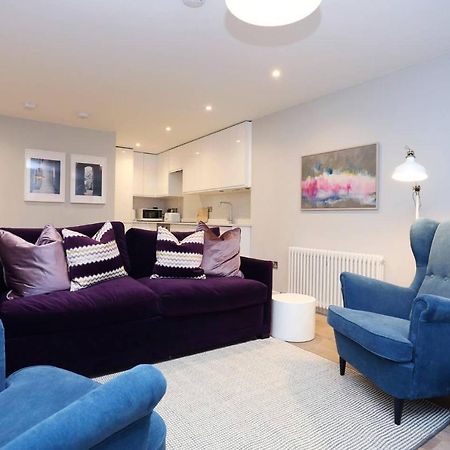 Joivy Vibrant Home Near Calton Hill Edinburgh Ngoại thất bức ảnh