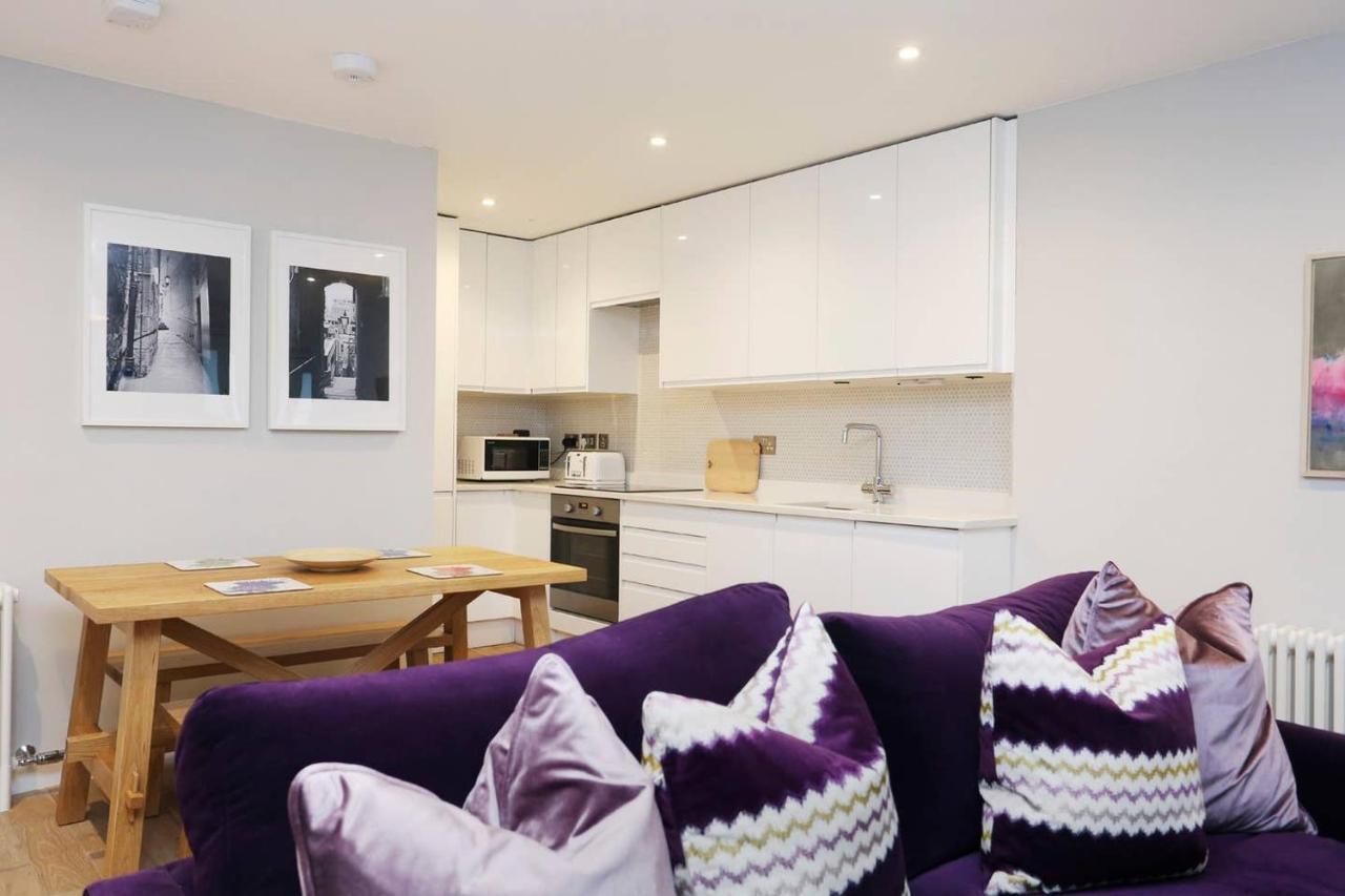 Joivy Vibrant Home Near Calton Hill Edinburgh Ngoại thất bức ảnh